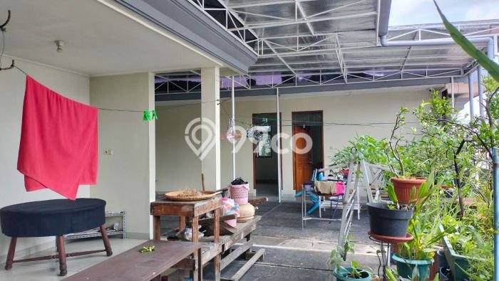 Rumah Mewah LB 224m2 Siap Pakai Desain Elegan di Pasir Koja, Bandung Rumah Mewah LB 224m2 Siap Pakai Desain Elegan di Pasir Koja, Bandung