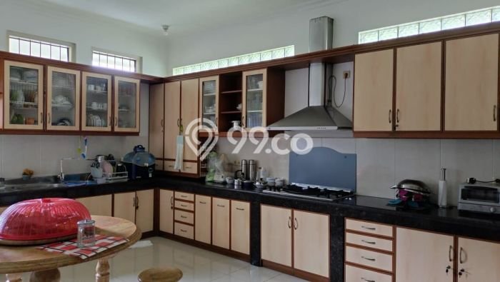 Rumah Mewah LB 224m2 Siap Pakai Desain Elegan di Pasir Koja, Bandung Rumah Mewah LB 224m2 Siap Pakai Desain Elegan di Pasir Koja, Bandung