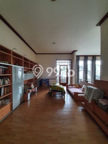 Rumah Luxury Modern Siap Huni di Otista Bandung Rumah Luxury Modern Siap Huni di Otista Bandung