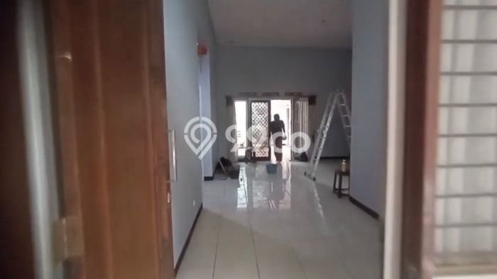 Rumah sewa siap pakai 3 KT di Kota Baru Parahyangan, Bandung Rumah sewa siap pakai 3 KT di Kota Baru Parahyangan, Bandung