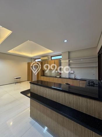For Sale! Premium House LT 269m2 Desain Elegan di Cihampelas For Sale! Premium House LT 269m2 Desain Elegan di Cihampelas