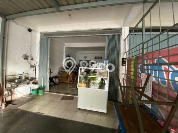 Lokasi Strategis! Dijual Ruko Bisnis di Semarang Timur, Semarang Kondisi Bagus Lokasi Strategis! Dijual Ruko Bisnis di Semarang Timur, Semarang Kondisi Bagus