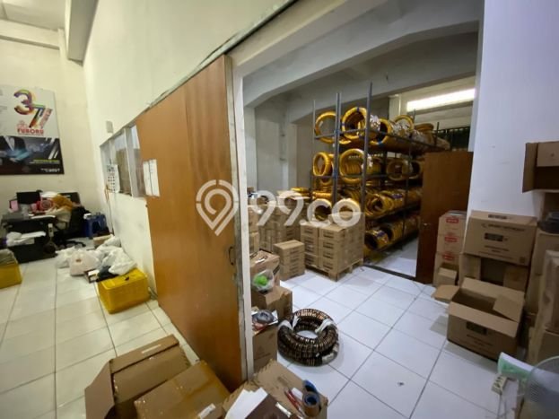 Lokasi Strategis! Dijual Ruko Bisnis di Tembalang, Semarang Kondisi Baik Lokasi Strategis! Dijual Ruko Bisnis di Tembalang, Semarang Kondisi Baik