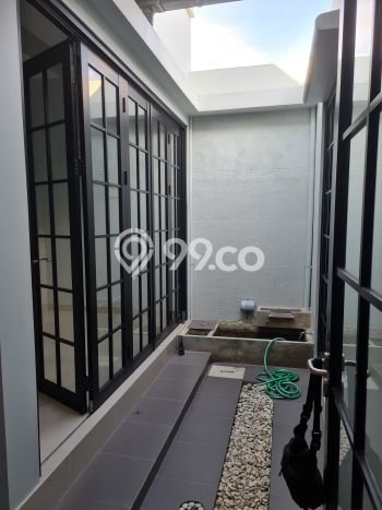 Rumah Strategis Modern Lb 110m2 di Tembalang, Semarang Rumah Strategis Modern Lb 110m2 di Tembalang, Semarang