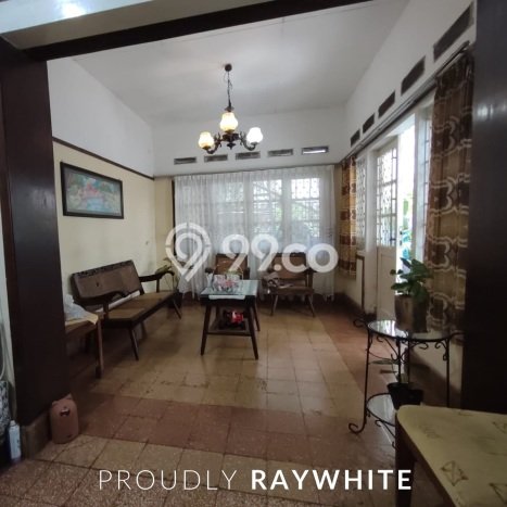 Kesempatan Investasi di Malang Kota, Dekat Kawasan Bisnis, Malang - 4 Kamar Tidur Kesempatan Investasi di Malang Kota, Dekat Kawasan Bisnis, Malang - 4 Kamar Tidur