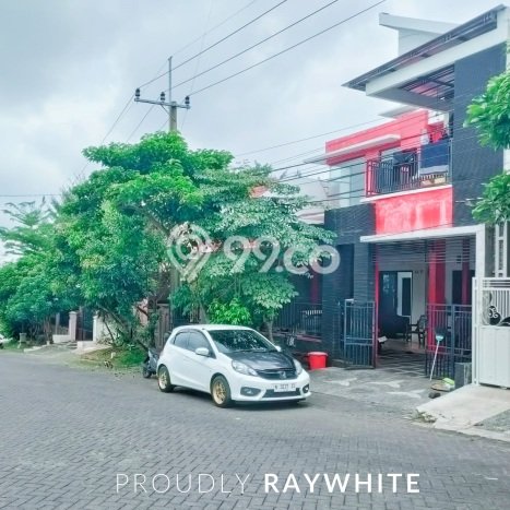 Rumah Luas Asri 7 KT Siap Huni di Tlogomas Malang Rumah Luas Asri 7 KT Siap Huni di Tlogomas Malang