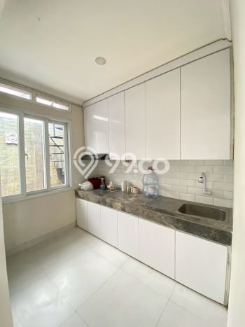 Jarang Ada! Rumah Kontrakan 4 Kamar Nyaman Siap Huni Jatikarya Jarang Ada! Rumah Kontrakan 4 Kamar Nyaman Siap Huni Jatikarya