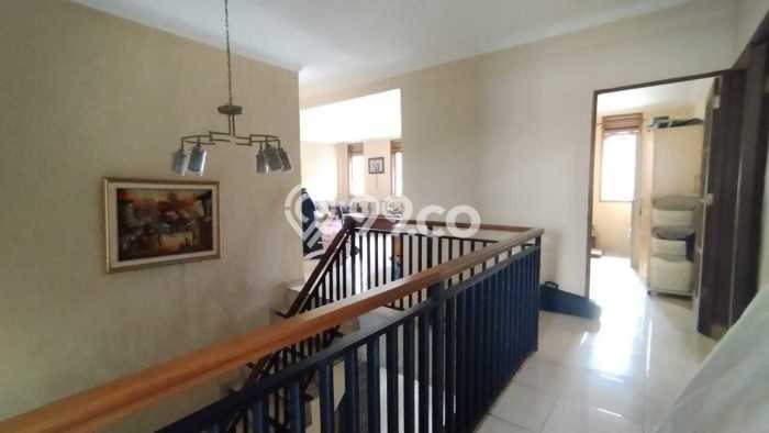 Hunian Cantik Modern Lb 250m2 di Cimahi Utara, Cimahi Hunian Cantik Modern Lb 250m2 di Cimahi Utara, Cimahi