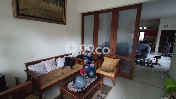 Dijual Segera Kost 22 Kamar, 20 Kamar Mandi di Coblong, Bandung, Luas 1000m2 Dijual Segera Kost 22 Kamar, 20 Kamar Mandi di Coblong, Bandung, Luas 1000m2