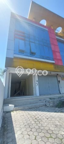 Lokasi Strategis! Dijual Ruko Bisnis di Semarang Selatan, Semarang Kondisi Bagus Lokasi Strategis! Dijual Ruko Bisnis di Semarang Selatan, Semarang Kondisi Bagus