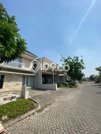 Hunian Mewah Dijual LT 160m2 di Wiyung, Surabaya Hunian Mewah Dijual LT 160m2 di Wiyung, Surabaya