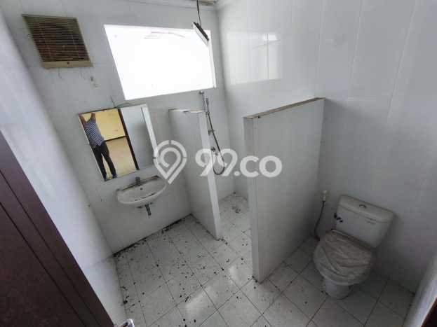 Dijual Segera Rumah LT 450m2m² di , Bebas Banjir, Malang Dijual Segera Rumah LT 450m2m² di , Bebas Banjir, Malang