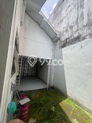 DIJUAL CEPAT! Rumah Asri area , Malang, Luas 593m2m² LB 346m2m² Bisa Nego! DIJUAL CEPAT! Rumah Asri area , Malang, Luas 593m2m² LB 346m2m² Bisa Nego!