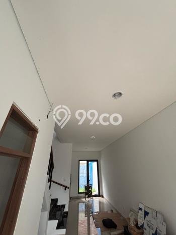Dijual Hunian Rumah Terawat 2 KT di Taman Surya, Jakarta Barat Dijual Hunian Rumah Terawat 2 KT di Taman Surya, Jakarta Barat