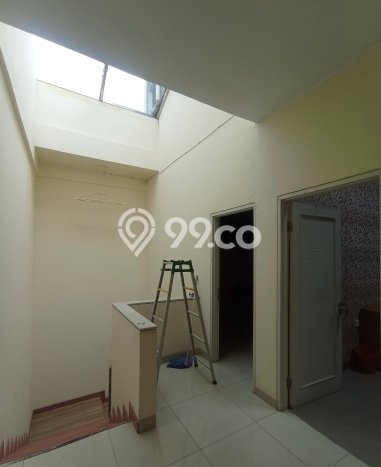 Rumah Eksklusif Siap Huni LT 160m2 di Cengkareng, Jakarta Barat Rumah Eksklusif Siap Huni LT 160m2 di Cengkareng, Jakarta Barat