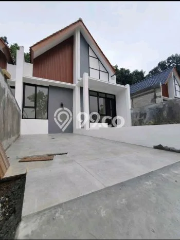 Jual Rumah Murah Meriah Semarang Selatan Punya 2 KT & LT 120m2 Jual Rumah Murah Meriah Semarang Selatan Punya 2 KT & LT 120m2