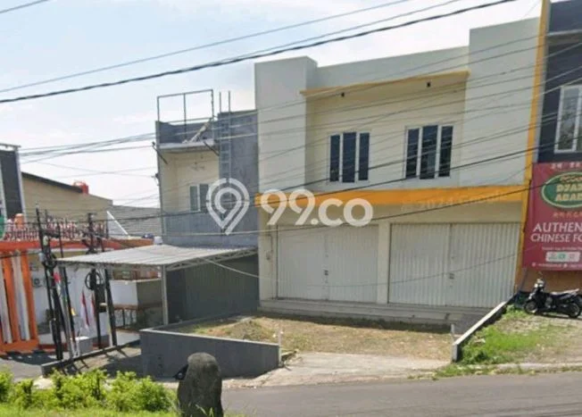 LOKASI TERBAIK! Ruko Kawasan , Luas 110m2m², Akses Utama LOKASI TERBAIK! Ruko Kawasan , Luas 110m2m², Akses Utama