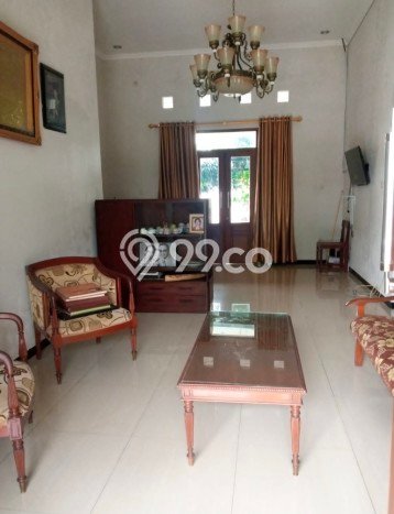 Jual Rumah Bagus Siap Huni LB 200m2 di Ungaran Timur, Semarang Jual Rumah Bagus Siap Huni LB 200m2 di Ungaran Timur, Semarang