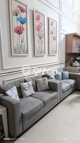 Rumah Mewah LB 170m2 Siap Huni Desain Elegan di Caman, Bekasi Rumah Mewah LB 170m2 Siap Huni Desain Elegan di Caman, Bekasi