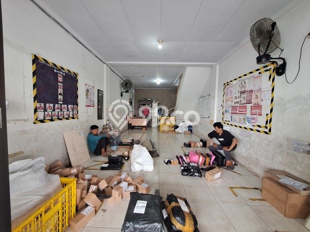 Lokasi Strategis! Dijual Ruko Bisnis di Mustikajaya, Bekasi Kondisi Baik Lokasi Strategis! Dijual Ruko Bisnis di Mustikajaya, Bekasi Kondisi Baik