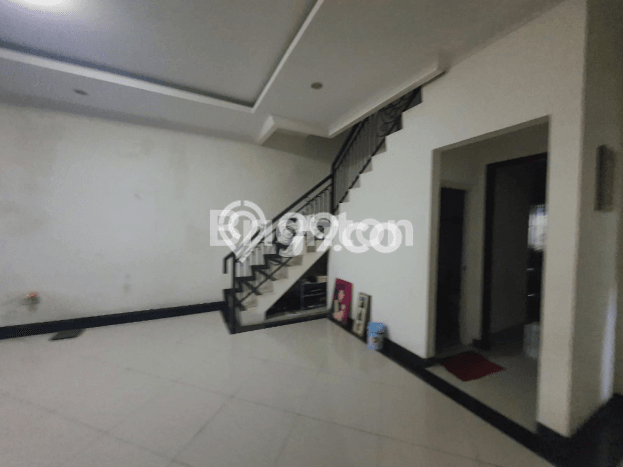 Ready to Use! Luxury House LT 304m2 Desain Modern di Jatibening Ready to Use! Luxury House LT 304m2 Desain Modern di Jatibening