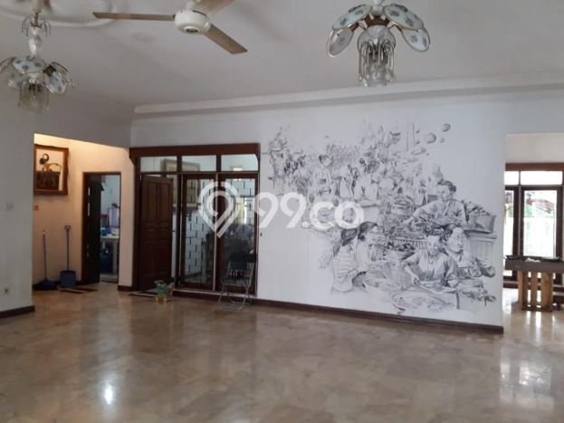For Sale! Luxury House LT 1111m2 Desain Elegan di Kemang For Sale! Luxury House LT 1111m2 Desain Elegan di Kemang
