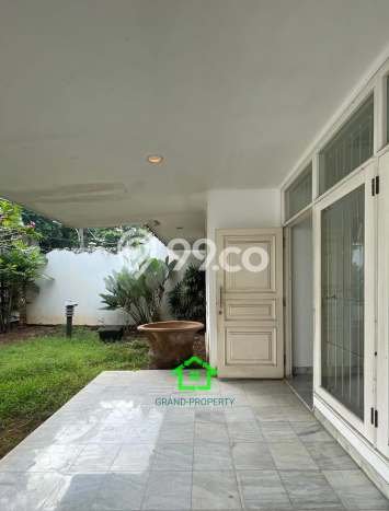 Dijual Rumah Luas Megah Dengan View Cantik di Kemang, Jakarta Selatan Dijual Rumah Luas Megah Dengan View Cantik di Kemang, Jakarta Selatan