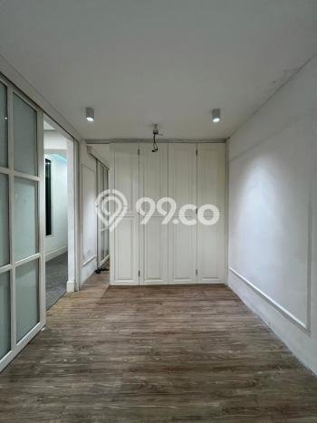 Kantor Dijual di Jakarta Selatan LT 341m2 & LB 550m2 Lokasi Terbaik! Kantor Dijual di Jakarta Selatan LT 341m2 & LB 550m2 Lokasi Terbaik!