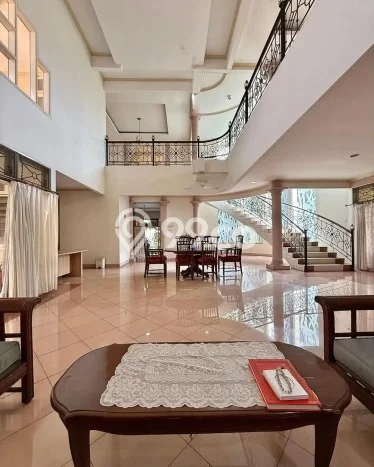 For Sale! Luxury House LT 823m2 Desain Elegan di Pondok Indah For Sale! Luxury House LT 823m2 Desain Elegan di Pondok Indah