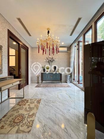 Rumah Elit Modern Siap Huni di Senayan Jakarta Selatan Rumah Elit Modern Siap Huni di Senayan Jakarta Selatan