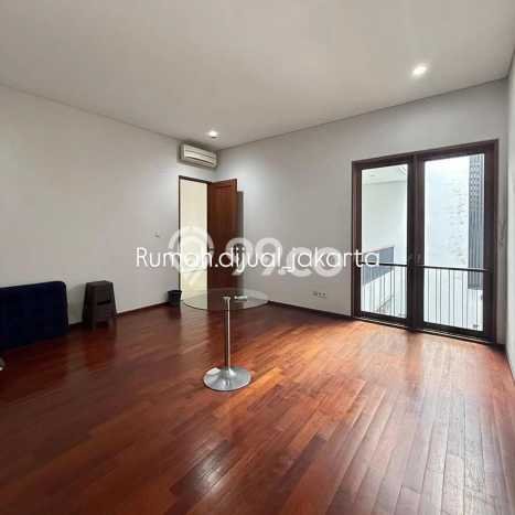 Best Deal Hunian Mewah Ideal dan Luas di Kebayoran Baru, Jakarta Selatan Best Deal Hunian Mewah Ideal dan Luas di Kebayoran Baru, Jakarta Selatan