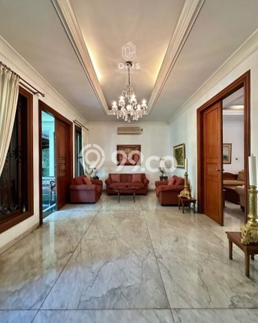 Rumah Mewah Dijual LT 667m2 di Kebayoran Baru, Jakarta Selatan Rumah Mewah Dijual LT 667m2 di Kebayoran Baru, Jakarta Selatan