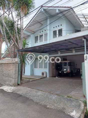 Ready to Use! Luxury House LT 340m2 Desain Modern di Warung Buncit Ready to Use! Luxury House LT 340m2 Desain Modern di Warung Buncit