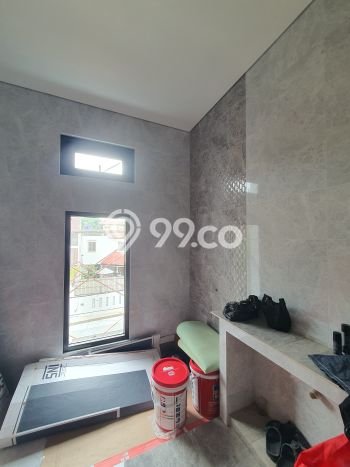 Ready to Use! Premium House LT 490m2 Desain Elegan di Fatmawati Ready to Use! Premium House LT 490m2 Desain Elegan di Fatmawati