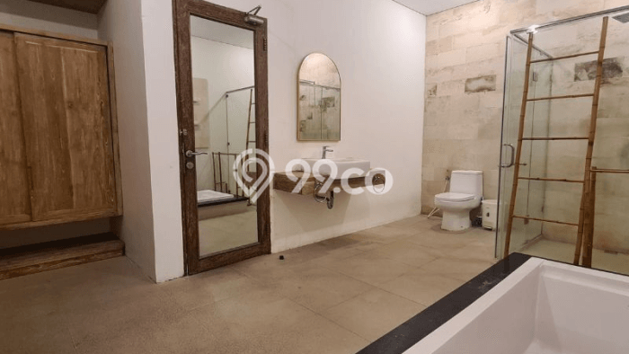 RENT NOW! Vila Strategis Kawasan Kuta Utara, Luas 250m2m², Dekat ke Kuta Utara, Badung, Badung RENT NOW! Vila Strategis Kawasan Kuta Utara, Luas 250m2m², Dekat ke Kuta Utara, Badung, Badung