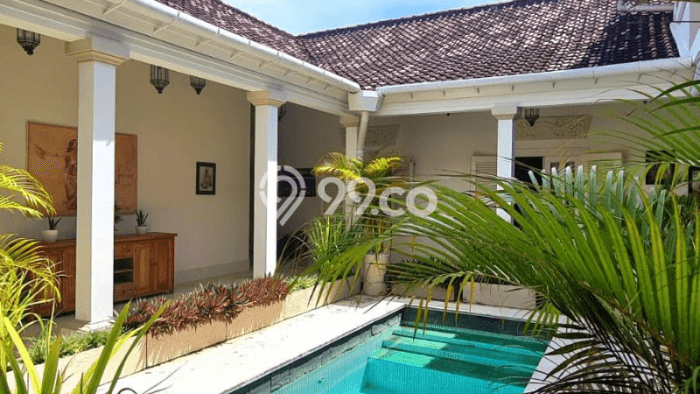 HARGA TERBAIK! Vila Kawasan Kediri, Luas 2217m2m², Area Prima HARGA TERBAIK! Vila Kawasan Kediri, Luas 2217m2m², Area Prima