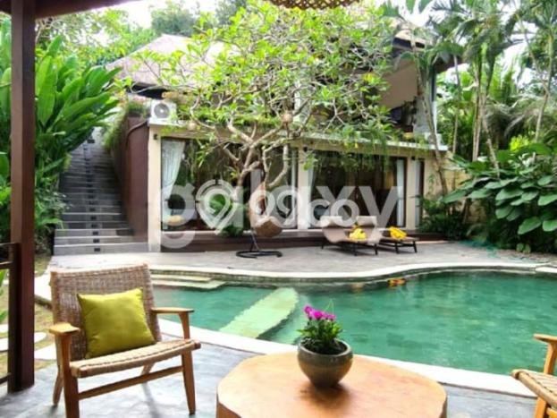 INVESTASI POTENSIAL! Vila di Kediri, Area 540m2m², Area Berkembang INVESTASI POTENSIAL! Vila di Kediri, Area 540m2m², Area Berkembang