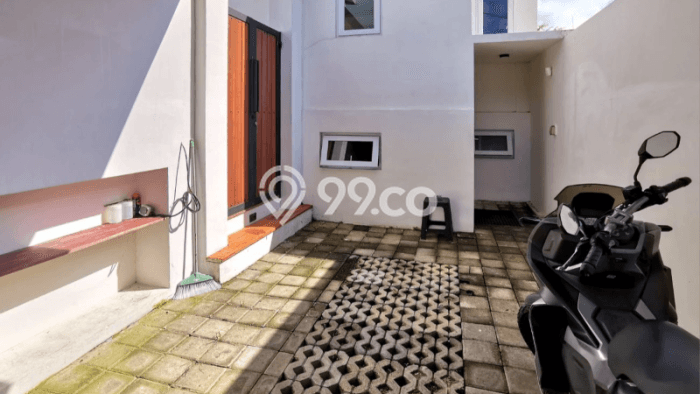 HARGA TERBAIK! Vila Kawasan Kuta Selatan, Luas 200m2m², Area Strategis HARGA TERBAIK! Vila Kawasan Kuta Selatan, Luas 200m2m², Area Strategis