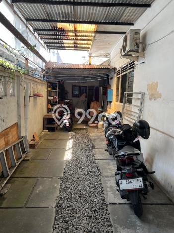 Dijual Rumah Premium dengan Fasilitas Sekitar Komplit di Klojen, Malang Dijual Rumah Premium dengan Fasilitas Sekitar Komplit di Klojen, Malang