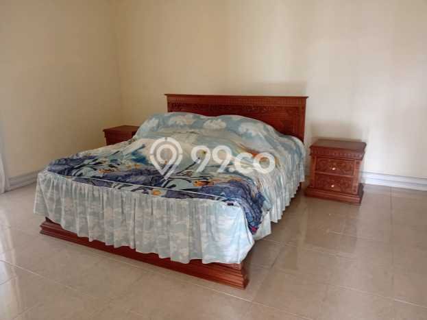 Disewakan! Rumah 4 Kamar Tidur &
3 Kamar Mandi di Malang Kota, Malang Disewakan! Rumah 4 Kamar Tidur &
3 Kamar Mandi di Malang Kota, Malang