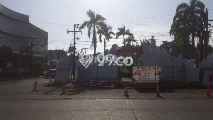 Ruko Dijual Lokasi Emas di Medan Kota Luas 275m2 Ruko Dijual Lokasi Emas di Medan Kota Luas 275m2