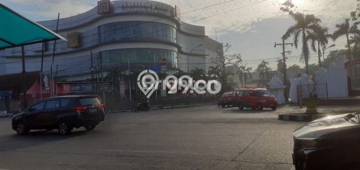 Ruko Dijual Lokasi Emas di Medan Kota Luas 275m2 Ruko Dijual Lokasi Emas di Medan Kota Luas 275m2
