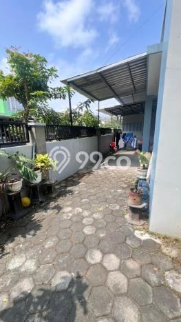 Disewakan! Rumah 4 Kamar Tidur &
3 Kamar Mandi di Permata Jingga, Malang Disewakan! Rumah 4 Kamar Tidur &
3 Kamar Mandi di Permata Jingga, Malang