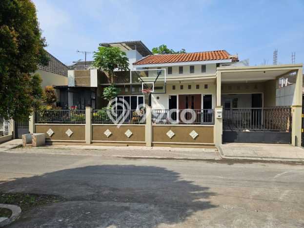 Dijual Cepat Rumah Bagus Siap Huni LB 110m2 di Lowokwaru, Malang Dijual Cepat Rumah Bagus Siap Huni LB 110m2 di Lowokwaru, Malang