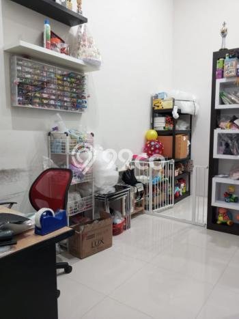 Dijual Hunian Rumah Terawat 2 Kamar di Soekarno Hatta, Malang Dijual Hunian Rumah Terawat 2 Kamar di Soekarno Hatta, Malang