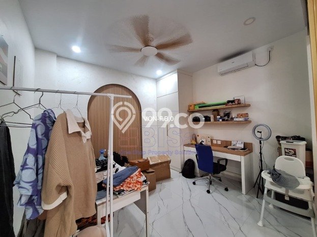 For Sale! Premium House LT 180m2 Desain Modern di Batam Centre For Sale! Premium House LT 180m2 Desain Modern di Batam Centre