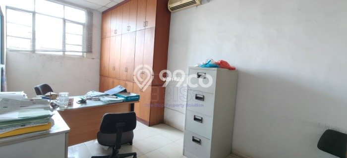 Area Ramai! Gudang Dijual di Batam Kota untuk Bisnis Luas Bangunan 504m2 Area Ramai! Gudang Dijual di Batam Kota untuk Bisnis Luas Bangunan 504m2