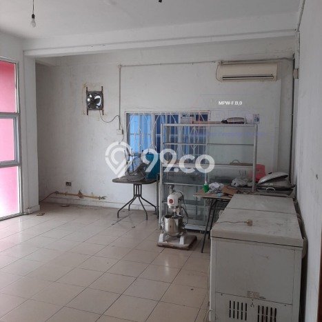 Ruko Dijual di Batam LT 288m2 & LB 540m2 Lokasi Terbaik! Ruko Dijual di Batam LT 288m2 & LB 540m2 Lokasi Terbaik!