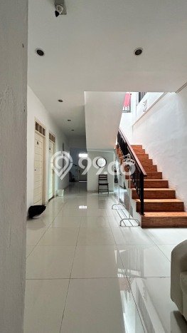 Rumah Elit LB 300m2 Siap Pakai Desain Elegan di Batam Centre, Batam Rumah Elit LB 300m2 Siap Pakai Desain Elegan di Batam Centre, Batam