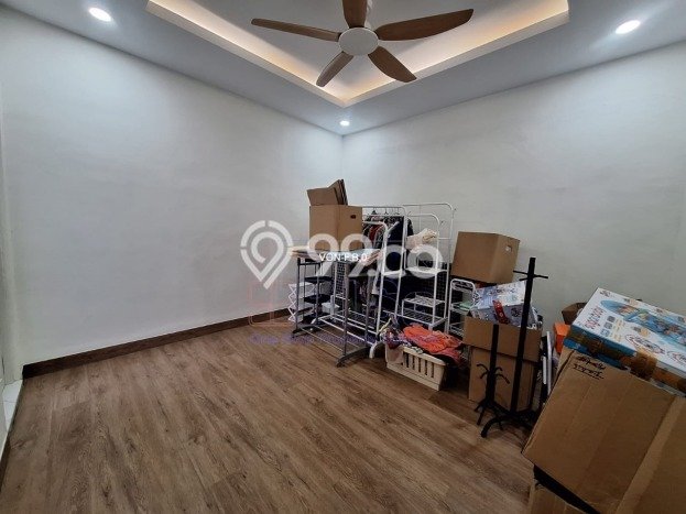 For Sale! Premium House LT 180m2 Desain Modern di Batam Centre For Sale! Premium House LT 180m2 Desain Modern di Batam Centre